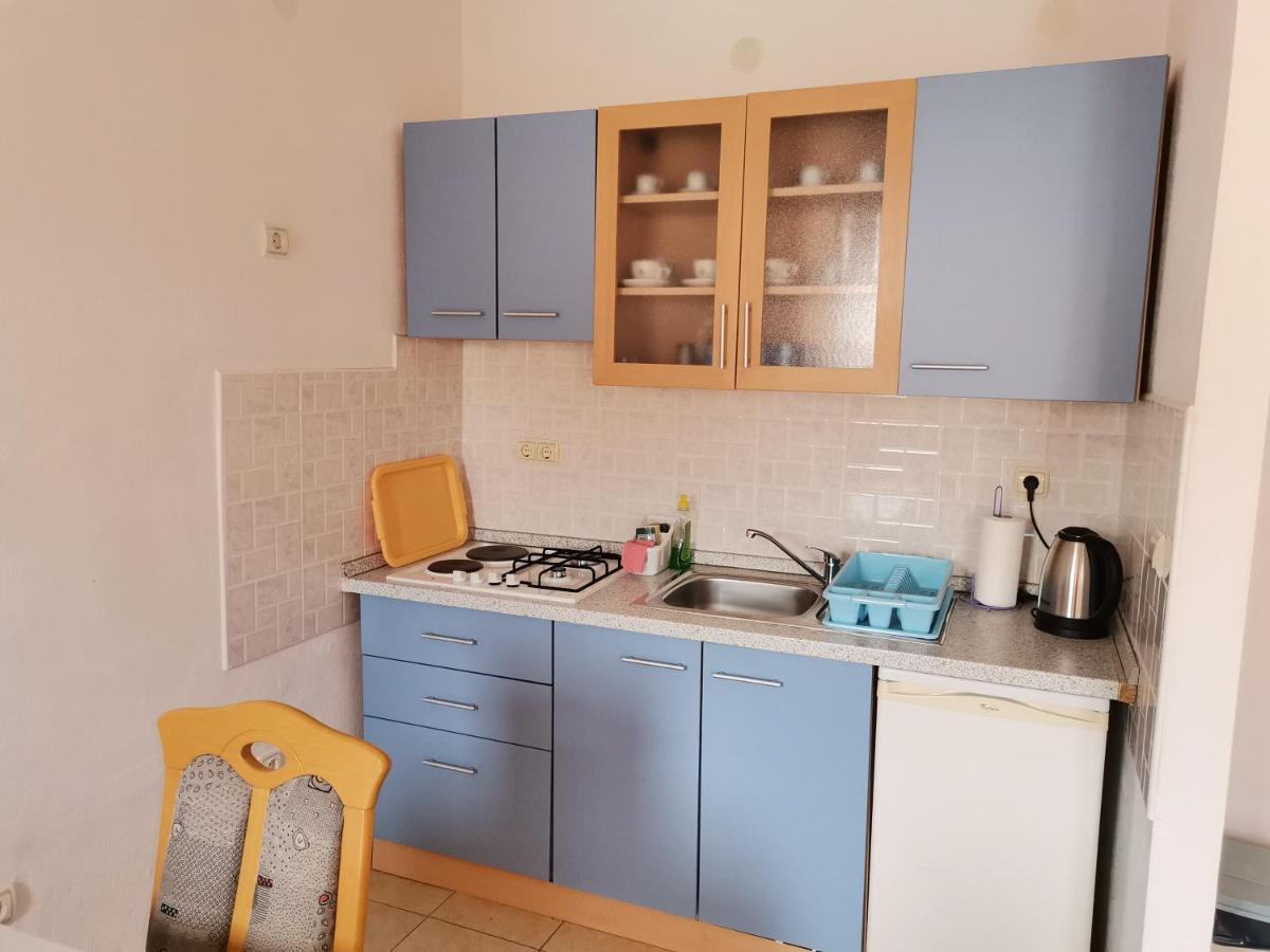 Apartments Radonic Хвар Экстерьер фото