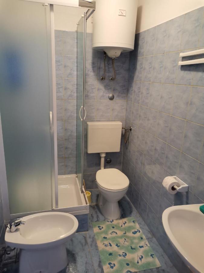 Apartments Radonic Хвар Экстерьер фото