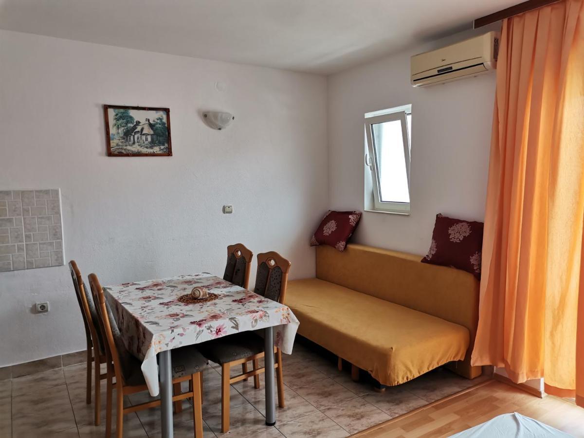 Apartments Radonic Хвар Экстерьер фото